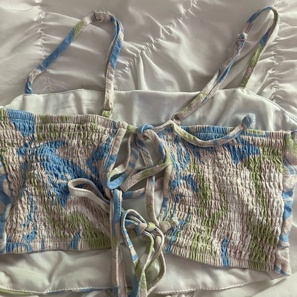 Crop Top - Picture 4 of 4